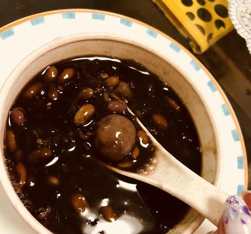 长参黑米粥怎么做?有哪些健康益处? 长参黑米粥怎么做?有哪些健康益处?