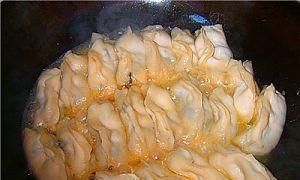 三鲜锅贴，快乐家庭的味蕾盛宴（学会做三鲜锅贴）