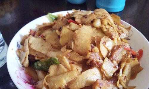 鲜笋肉丝的家常做法（清爽开胃）