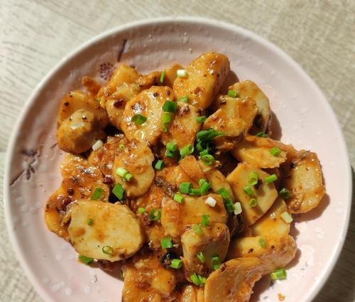 香葱芋艿怎么做?有哪些步骤和技巧? 香葱芋艿怎么做?有哪些步骤和技巧?