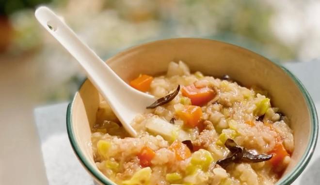 如何做出香气扑鼻的蒸咸米饭（用中式蒸锅）