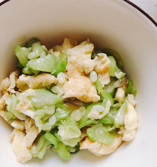 蒜烧丝瓜怎么做?步骤详解和常见问题解答? 蒜烧丝瓜怎么做?步骤详解和常见问题解答?