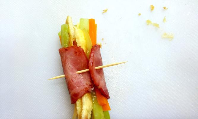 健康美味，杏鲍菇培根沙拉的制作方法（营养丰富的沙拉）