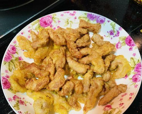 五香炸酥肉的制作方法（家庭美食制作）