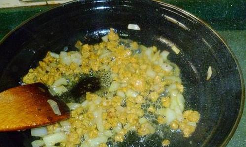 鲜蔬咖喱怎么做？有哪些步骤和技巧？