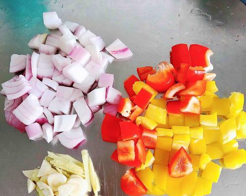 鲜蔬咖喱怎么做？有哪些步骤和技巧？