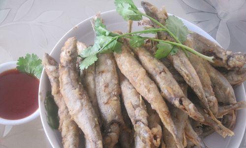 酥炸多春鱼的做法是什么？如何在家轻松制作酥脆可口的多春鱼？