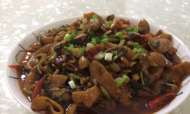 雪菜爆大肠的制作方法（做法简单）