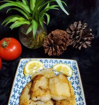 美味酥煎龙利鱼柳的制作秘诀（学会这些技巧）