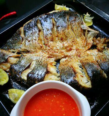 试做烤鱼,轻松上手(学习做法) 试做烤鱼,轻松上手(学习做法)