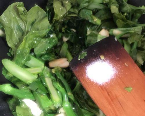 蒜蓉芥兰怎么做？简单易学的家常菜谱分享！