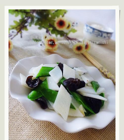 山药与玉米的美味结合——小炒玉米山药丁(营养丰富) 山药与玉米的美味结合——小炒玉米山药丁(营养丰富)