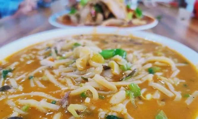 以羊肉胡卜糊卜为主的美食制作(品尝新疆特色美食) 以羊肉胡卜糊卜为主的美食制作(品尝新疆特色美食)