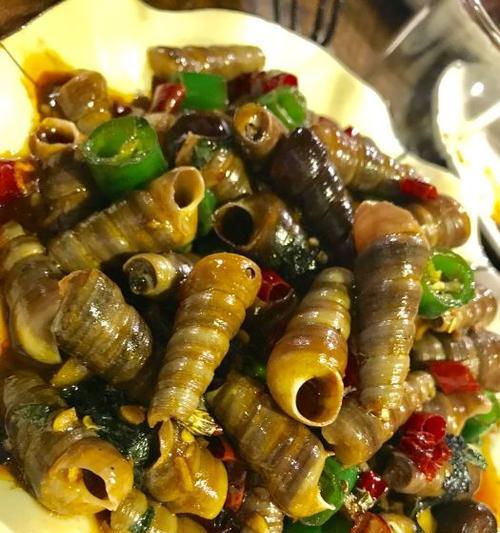 香辣紫苏炒粉肠的制作方法（以紫苏叶为主要调料）