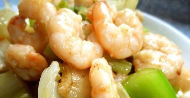 家常菜系列——以西芹炒带子（健康美味）