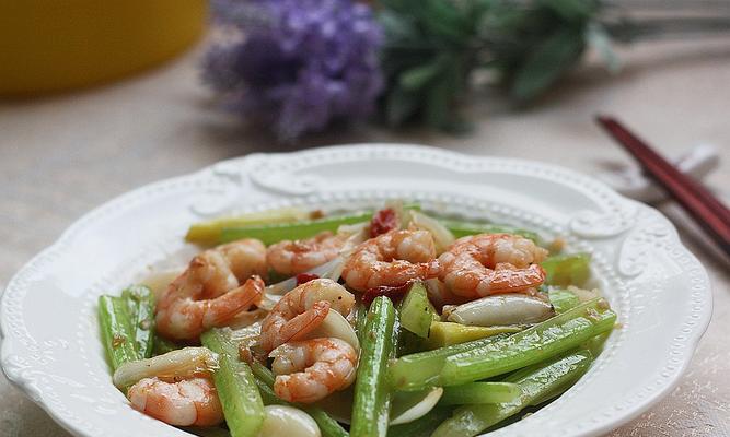 家常菜系列——以西芹炒带子（健康美味）