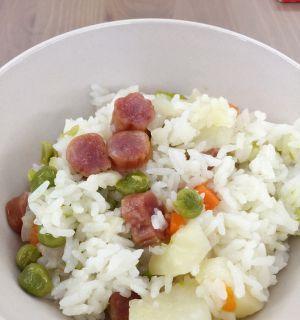 豌豆胡萝卜焖饭怎么做？步骤和技巧有哪些？