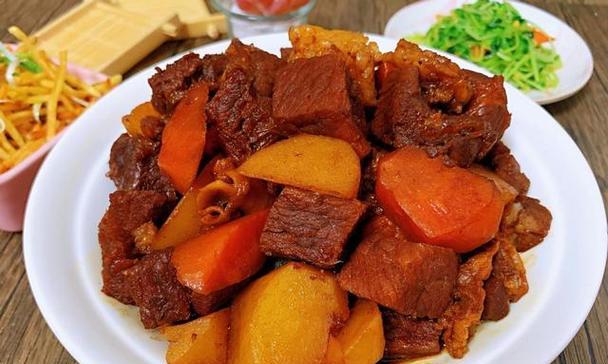 香辣回锅牛腩怎么做？详细步骤和技巧是什么？