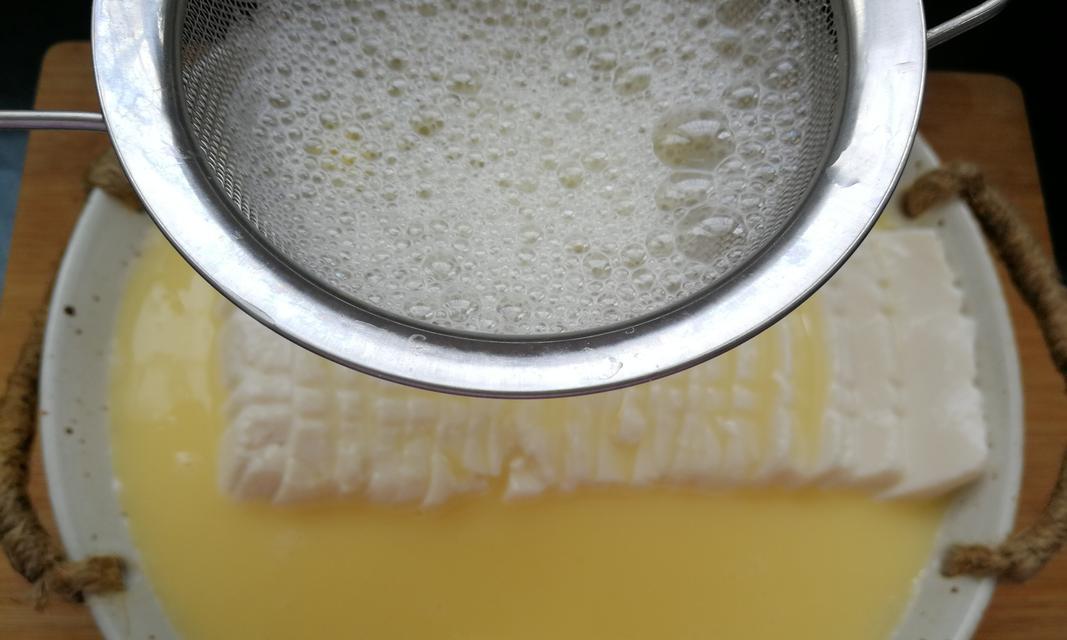 健康美味，清爽口感——以西蓝花豆腐蛋羹为主角的营养佳肴（以西蓝花为灵魂）