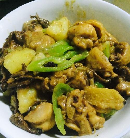 砂锅美味，鸡腿蘑菇香浓（一道家常菜）