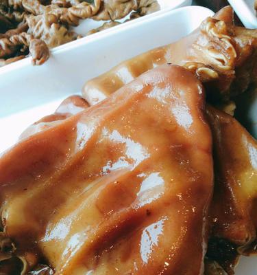 糟猪耳的做法是什么？如何在家自制美味糟猪耳？