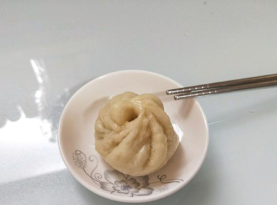 自制营养美味，包子外脆内嫩，口感十足（自制营养美味）