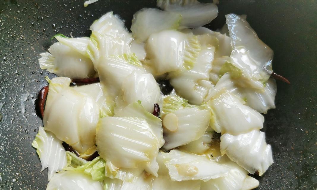 西红柿炒水白菜怎么做才好吃？步骤和技巧是什么？
