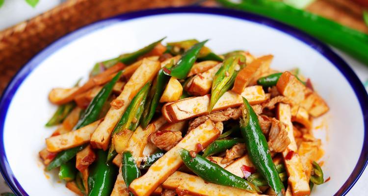 手把手教你做香辣卤豆干（家常小吃）