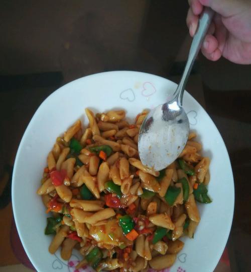 家常美食，小白菜回勺牛肉的做法（做法简单易学）