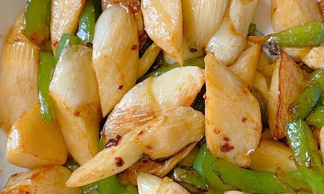 素炒茭白怎么做？步骤和技巧有哪些？