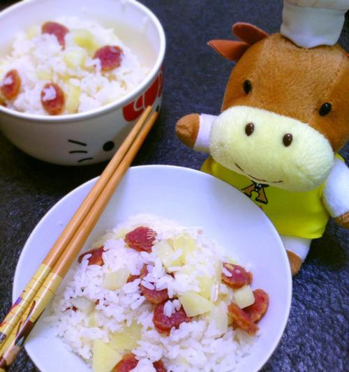 以香长土豆焖饭，口感醇香美味无比（土豆焖饭）
