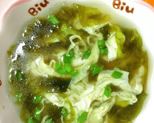 西红柿虾米紫菜汤怎么做？有哪些步骤和技巧？