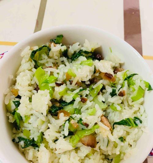 咸肉煮小青菜怎么做？步骤和技巧是什么？