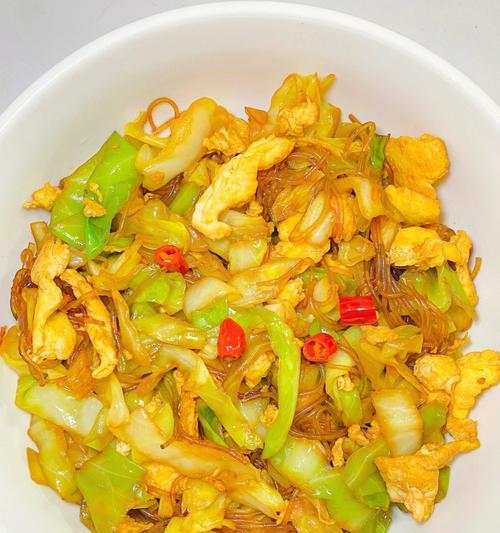圆白菜鸡蛋粉条素馅包子怎么做？步骤和技巧有哪些？