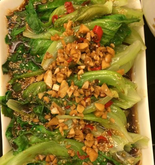 生菜牛肉鸡蛋卷的做法是什么？如何快速制作美味的生菜牛肉鸡蛋卷？