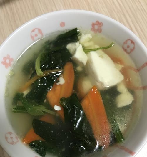 菠菜香菇番茄汤怎么做?有哪些健康益处? 菠菜香菇番茄汤怎么做?有哪些健康益处?