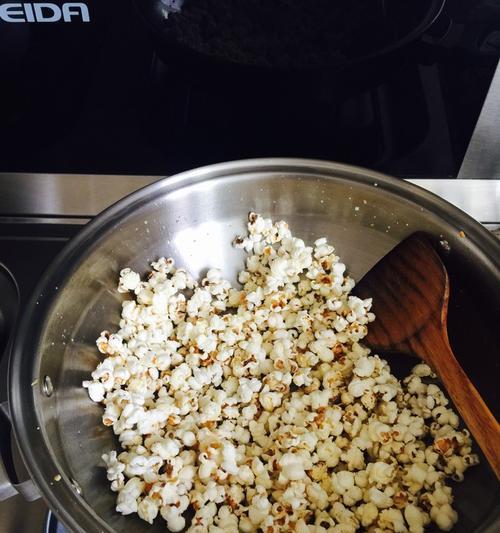 芝士爆米花怎么做？在家自制的步骤和技巧是什么？