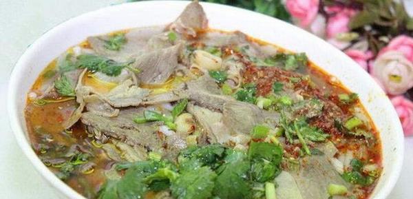 羊肉粉汤的做法是什么？如何在家轻松制作？