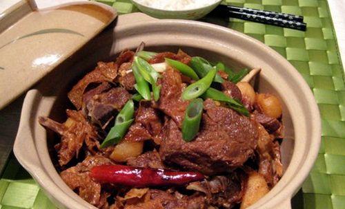 娃娃芽菜羊肉煲,美味营养的家常菜(羊肉煲的做法及配料) 娃娃芽菜羊肉煲,美味营养的家常菜(羊肉煲的做法及配料)